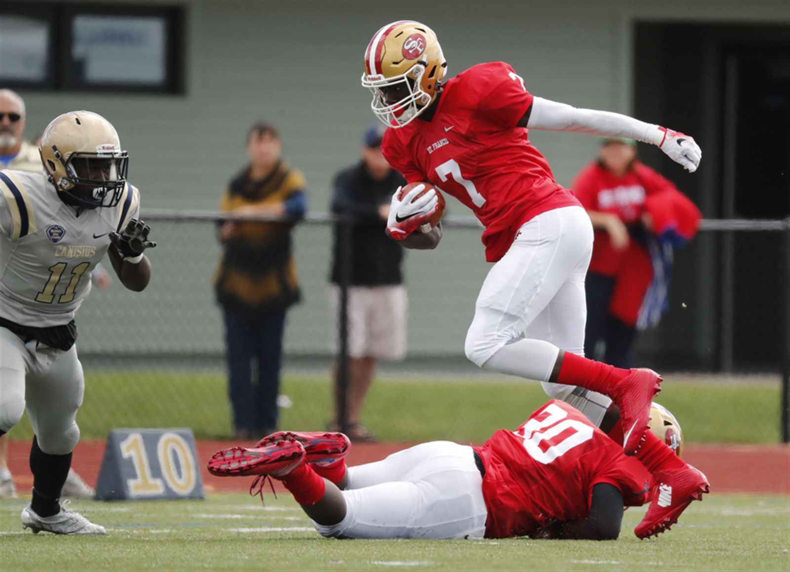 Canisius 55, St. Francis 13